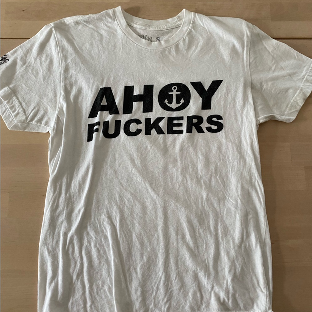 Mad Hueys fishing shirt